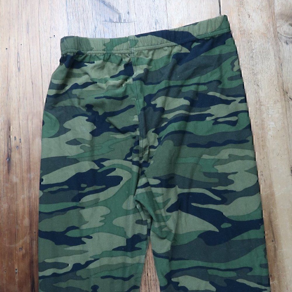 GREEN CAMO FASHION LEGGINGS SIZE SMALL - Picture 5 of 6